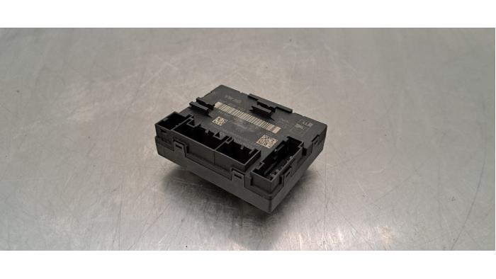 Module verrouillage central des portes Volkswagen Golf