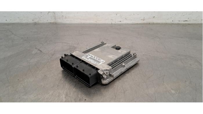 Ordinateur gestion moteur Volkswagen Golf