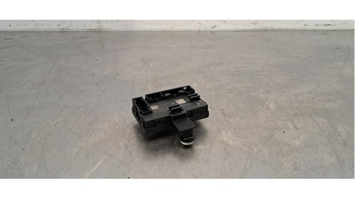 Module verrouillage central des portes Skoda Octavia