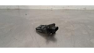 Gebruikte Luchtmassameter Opel Vivaro 1.6 CDTi BiTurbo Prijs € 72,60 Inclusief btw aangeboden door Autohandel Didier