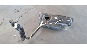Gebruikte Brandstoftank Citroen C3 (SX/SW) 1.2 12V e-THP PureTech 110 Prijs € 266,20 Inclusief btw aangeboden door Autohandel Didier