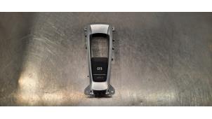 Gebruikte Schakelaar handrem BMW X6 (F16) M50d 3.0 24V Prijs € 48,40 Inclusief btw aangeboden door Autohandel Didier