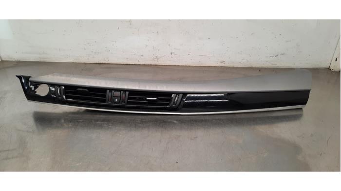 Grille aération tableau de bord BMW X6