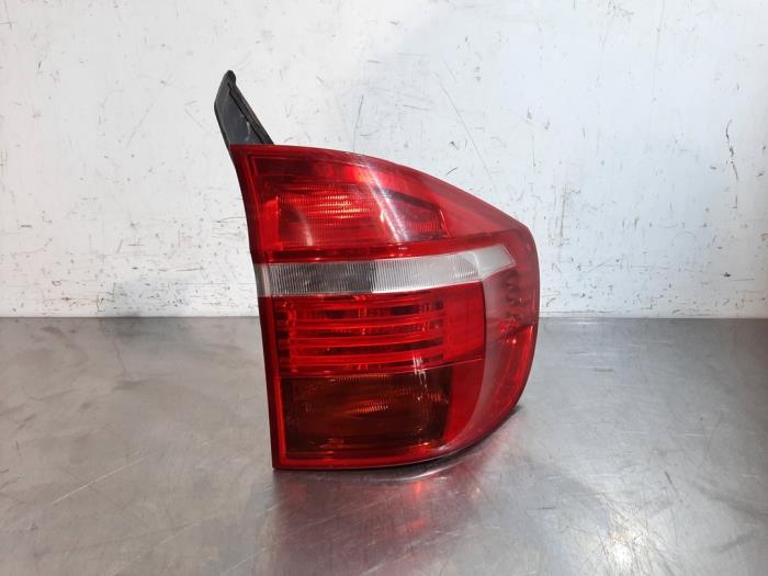 Feu arrière droit BMW X5