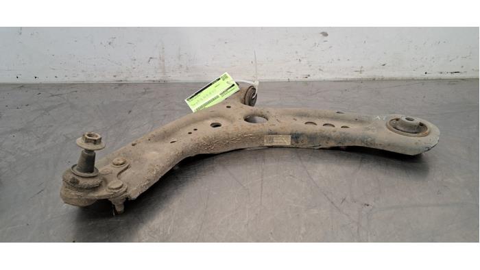 Bras de suspension avant gauche Volkswagen Golf