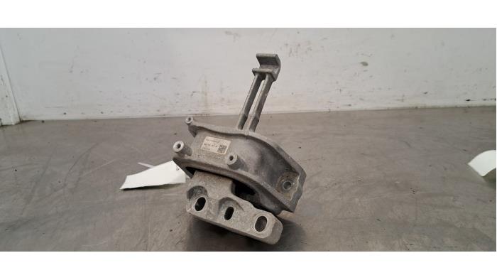 Support moteur Volkswagen Golf
