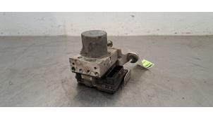 Gebruikte ABS Pomp Porsche Panamera (970) 3.0 D V6 24V Prijs € 332,75 Inclusief btw aangeboden door Autohandel Didier