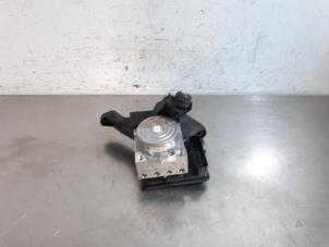 Gebruikte ABS Pomp Mini Clubman (F54) 1.5 One 12V Prijs € 60,50 Inclusief btw aangeboden door Autohandel Didier