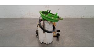 Gebruikte Brandstofpomp Elektrisch Volkswagen Golf VII (AUA) 2.0 R 4Motion 16V Prijs € 96,80 Inclusief btw aangeboden door Autohandel Didier