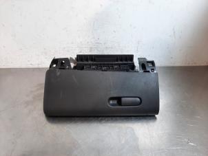 Gebruikte Dashboardkastje Mini Clubman (F54) 1.5 One 12V Prijs € 66,55 Inclusief btw aangeboden door Autohandel Didier