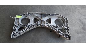 Gebruikte Subframe Volvo XC40 (XZ) Single Motor 69 kWh Prijs € 399,30 Inclusief btw aangeboden door Autohandel Didier