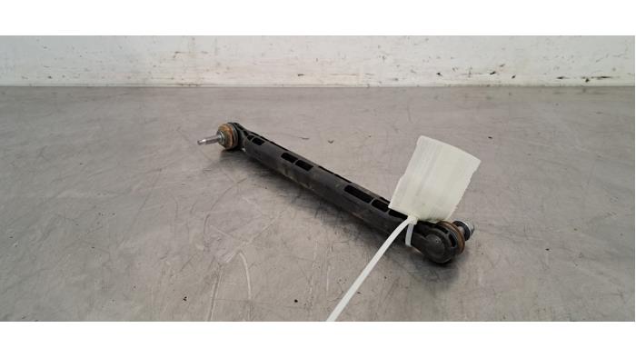 Guide barre stabilisatrice Peugeot 308