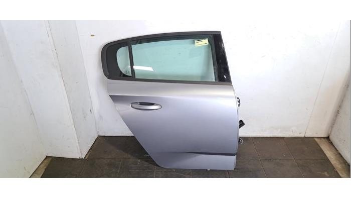 Portière 4portes arrière droite Peugeot 308 Portière 4portes arrière droite Peugeot 308