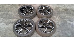Gebruikte Velgen set + banden Peugeot 208 II (UB/UH/UP) 1.2 Vti 12V PureTech 100 Prijs € 701,80 Inclusief btw aangeboden door Autohandel Didier