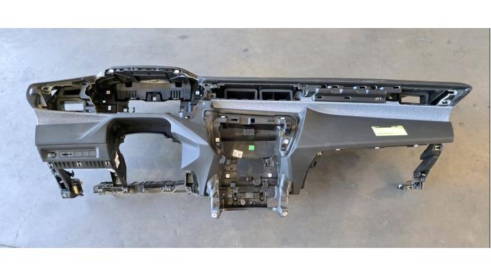 Tableau de bord Peugeot 308
