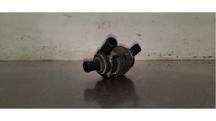 Pompe à eau supplémentaire Audi Q7