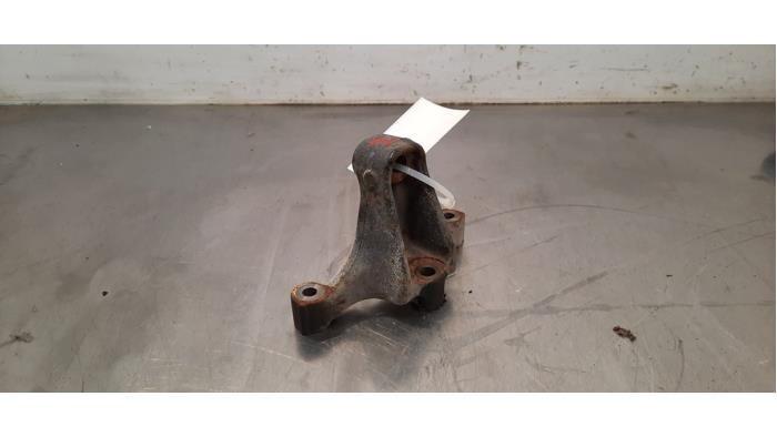 Support moteur Mercedes Vito