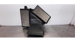 Gebruikte Luchtfilterhuis BMW X5 (E70) 30d xDrive 3.0 24V Prijs € 54,45 Inclusief btw aangeboden door Autohandel Didier