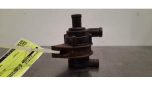 Gebruikte Extra waterpomp Porsche Panamera (970) 4.8 V8 32V 4S Prijs € 96,80 Inclusief btw aangeboden door Autohandel Didier