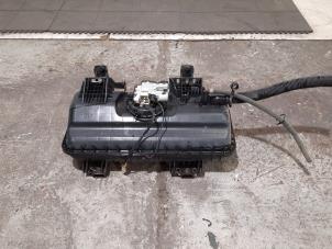 Gebruikte Ureumreservoir Iveco New Daily VI 35C15, 40C15, 50C15, 65C15, 70C15, 35S15 Prijs € 459,80 Inclusief btw aangeboden door Autohandel Didier