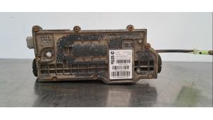 Gebruikte Handrem motor BMW X5 (E70) 30d xDrive 3.0 24V Prijs € 399,30 Inclusief btw aangeboden door Autohandel Didier