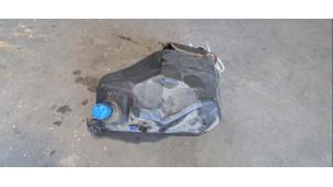 Gebruikte Adblue tank Landrover Range Rover Velar (LY) 2.0 D180 AWD Prijs € 296,45 Inclusief btw aangeboden door Autohandel Didier