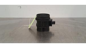 Gebruikte Luchtmassameter Hyundai Santa Fe IV 1.6 T-GDI Hybrid HTRAC Prijs € 36,30 Inclusief btw aangeboden door Autohandel Didier