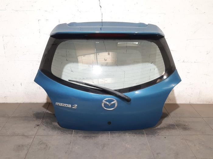 Hayon Mazda 2.