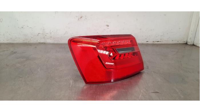 Feu arrière gauche Audi A6