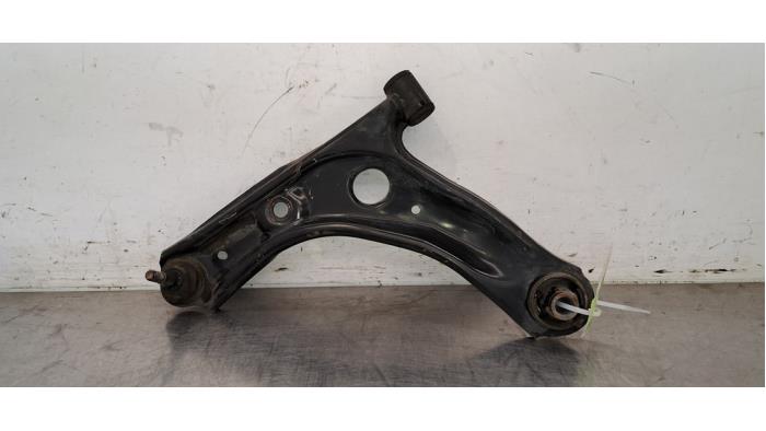 Bras de suspension avant gauche Toyota Aygo