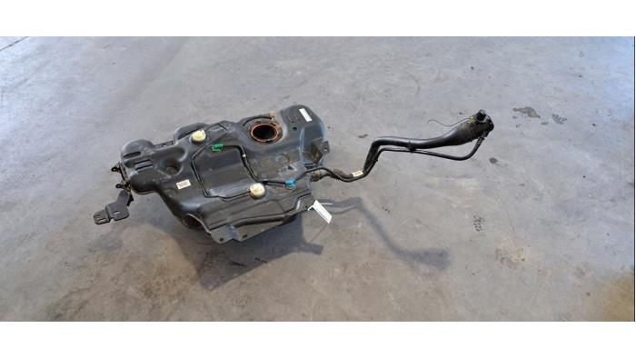 Réservoir de carburant Renault Scenic