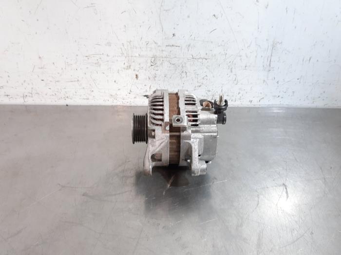 Dynamo Mazda 2.