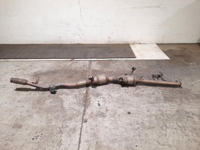 Tube avant + catalyseur Renault Trafic