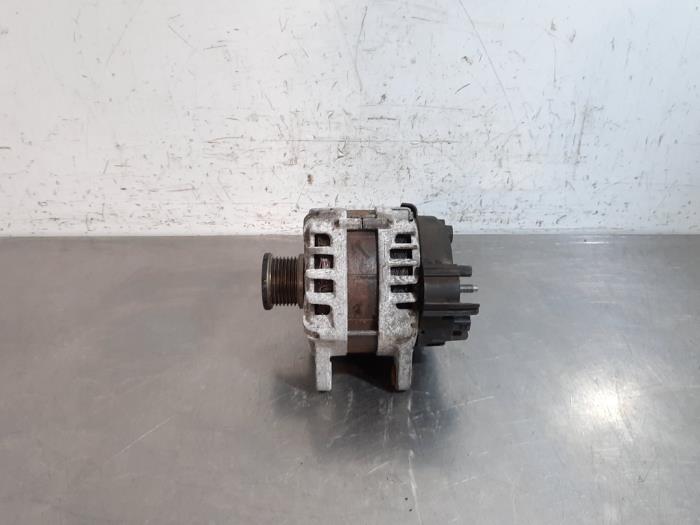Dynamo Renault Trafic