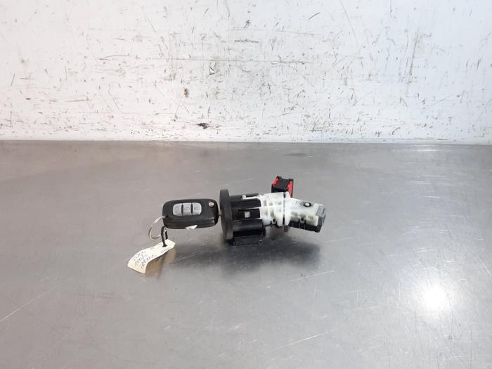 Serrure de contact + clé Renault Trafic