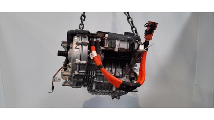 Elektromotor elektrische auto Mercedes EQA