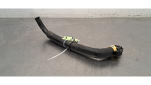 Gebruikte Leiding (diversen) Iveco New Daily VI 33S16, 35C16, 35S16, 40C16, 50C16 Prijs € 18,15 Inclusief btw aangeboden door Autohandel Didier