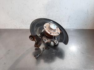 Gebruikte Fusee links-achter MG HS/EHS I (AS23) 1.5 EHS T-GDI Hybrid Prijs € 163,35 Inclusief btw aangeboden door Autohandel Didier