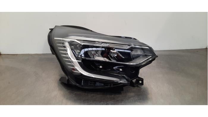 Phare droit Renault Captur
