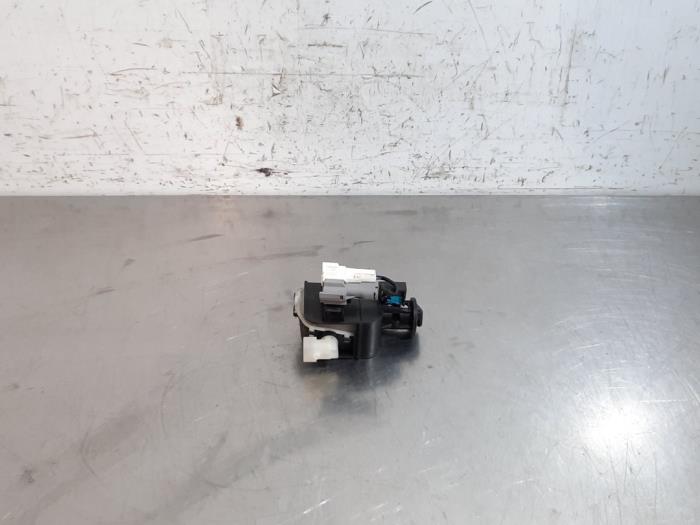 Moteur de verrouillage clapet réservoir MG EHS