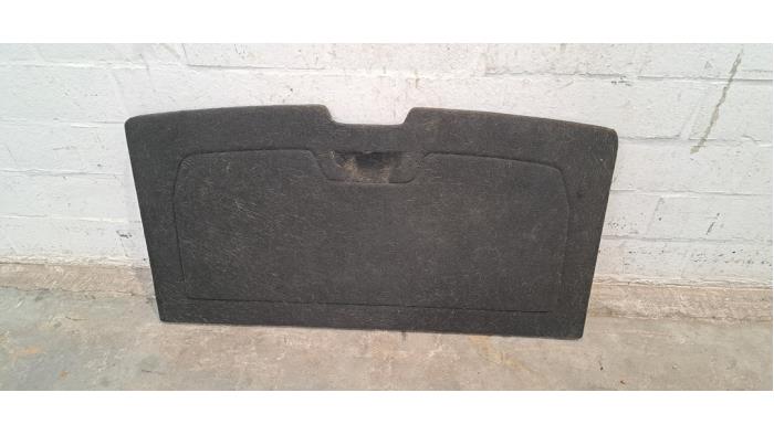 Plaque sol coffre Volvo XC90