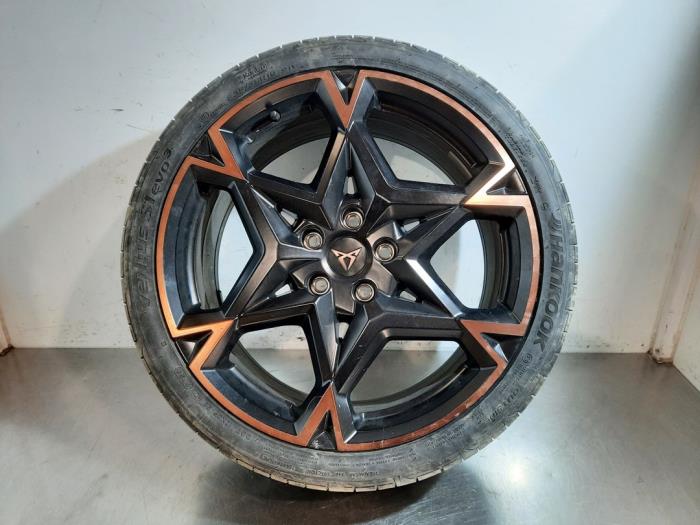 Jante + pneumatique Cupra Leon