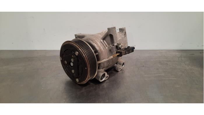 Pompe clim Toyota Aygo