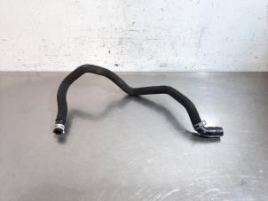 Gebruikte Koelwaterslang Cupra Leon (KLCB) 1.5 VZ e-Hybrid 16V Prijs € 30,25 Inclusief btw aangeboden door Autohandel Didier