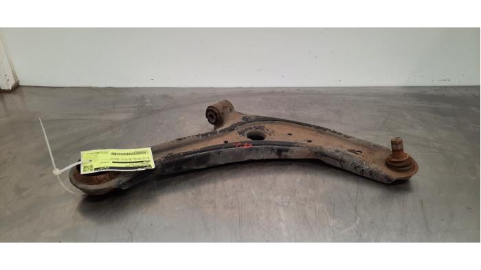 Bras de suspension avant droit Ford Fiesta