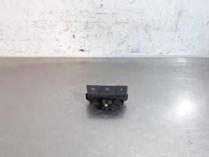 Gebruikte Handrem schakelaar Cupra Leon (KLCB) 1.5 VZ e-Hybrid 16V Prijs € 36,30 Inclusief btw aangeboden door Autohandel Didier