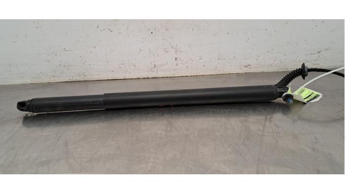 Hayon moteur Volvo XC90