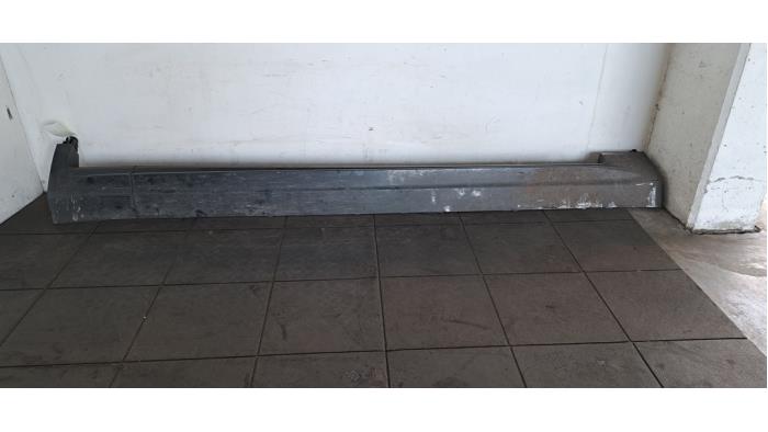 Marche-pied (list de couverture) droite Volvo XC90