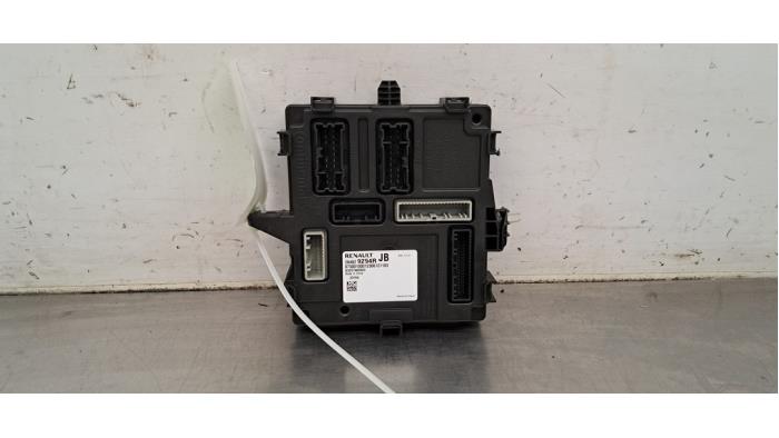 Module confort Renault Arkana