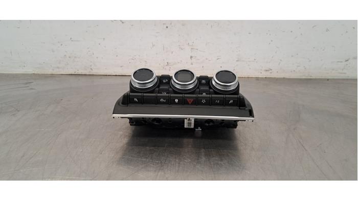 Panneau de commande clim Renault Arkana